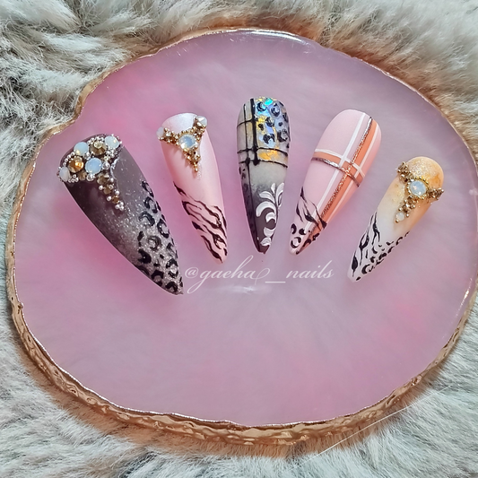 Wild Elegancy Press On Nails - Long - Stiletto